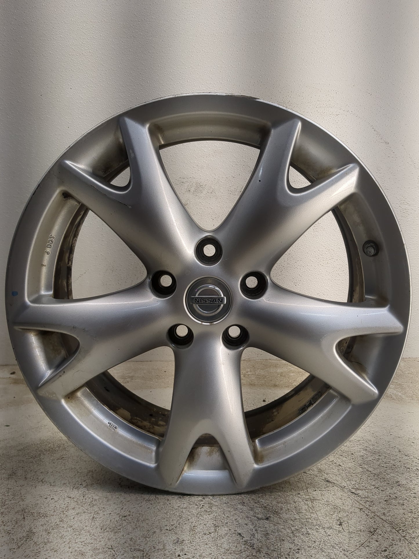 2008-2012 Nissan Rogue Oem Wheel Rim - Oemusedautoparts1.com