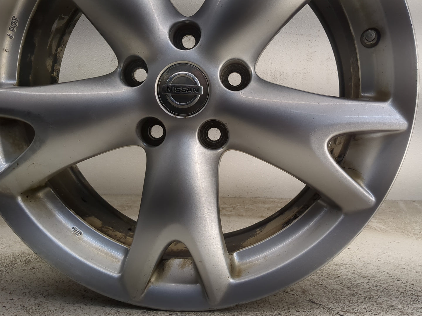 2008-2012 Nissan Rogue Oem Wheel Rim - Oemusedautoparts1.com