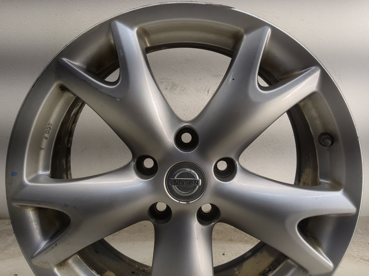 2008-2012 Nissan Rogue Oem Wheel Rim - Oemusedautoparts1.com