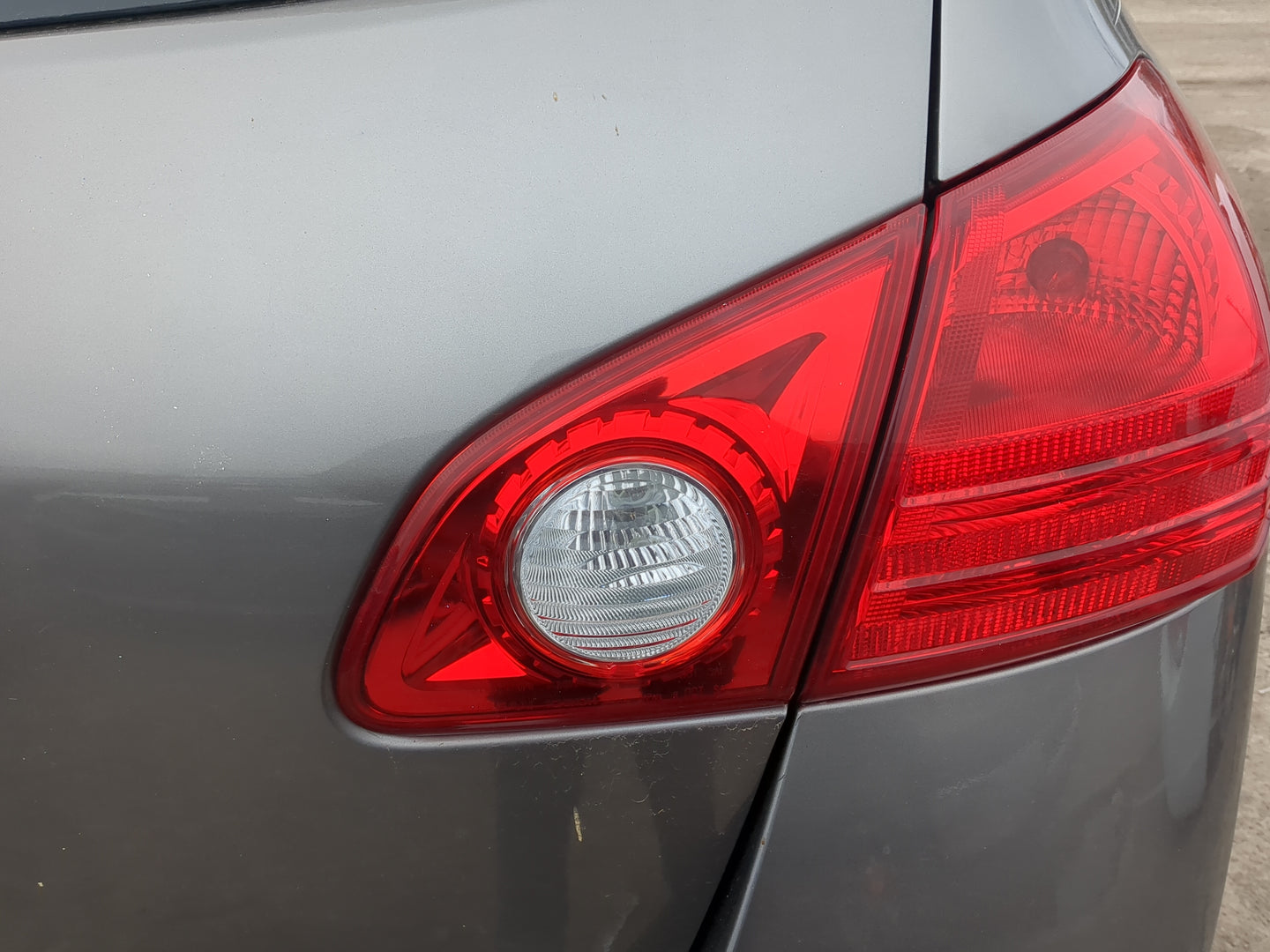 Tail Lights 2011 NISSAN ROGUE - Oemusedautoparts1.com