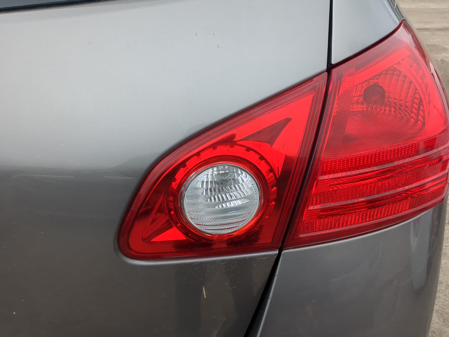 Tail Lights 2011 NISSAN ROGUE - Oemusedautoparts1.com