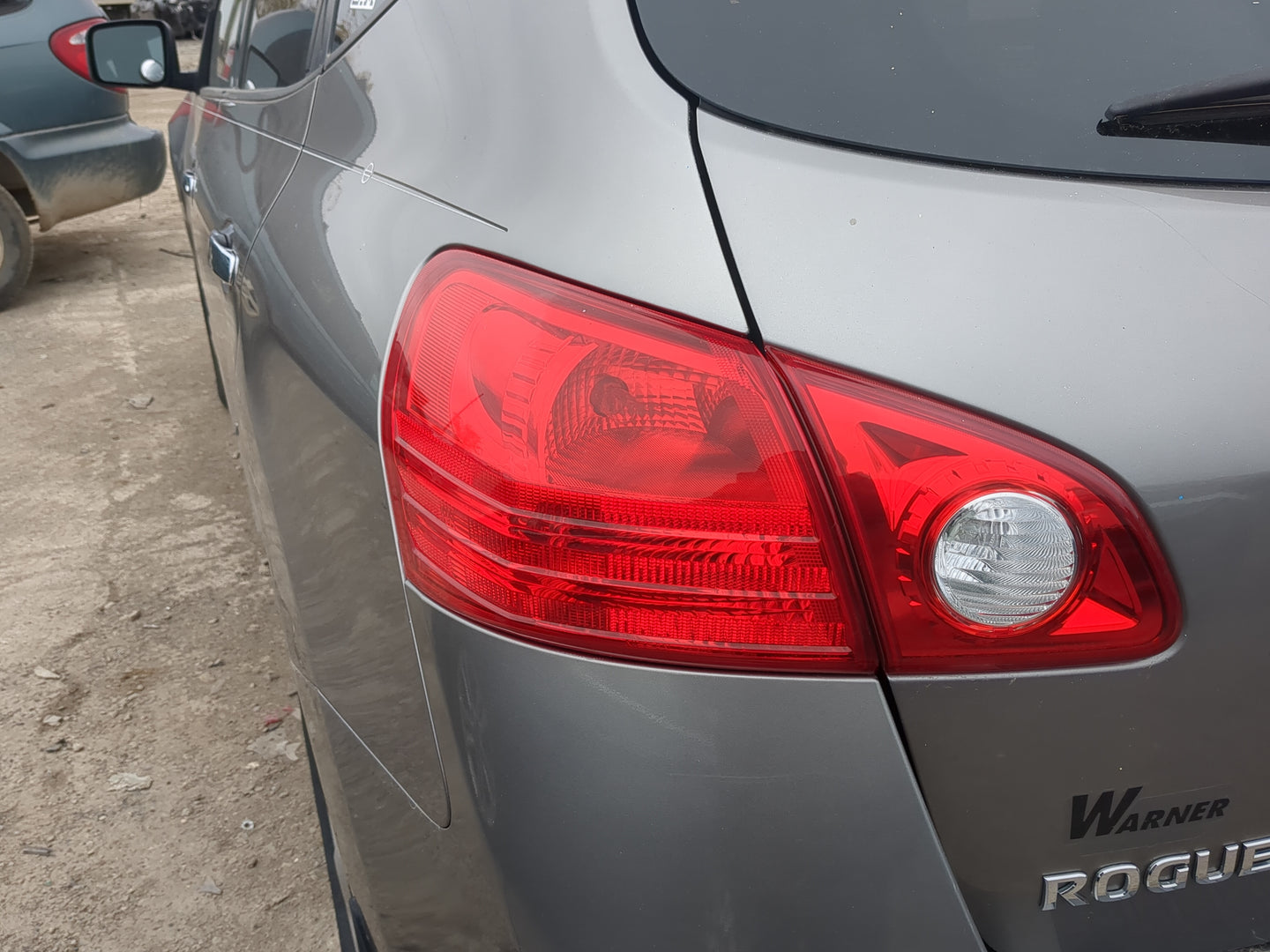 2008-2015 Nissan Rogue Tail Light Assembly Driver Left OEM Fits Fits 2008 2009 2010 2011 2012 2013 2014 2015 OEM Used Auto P