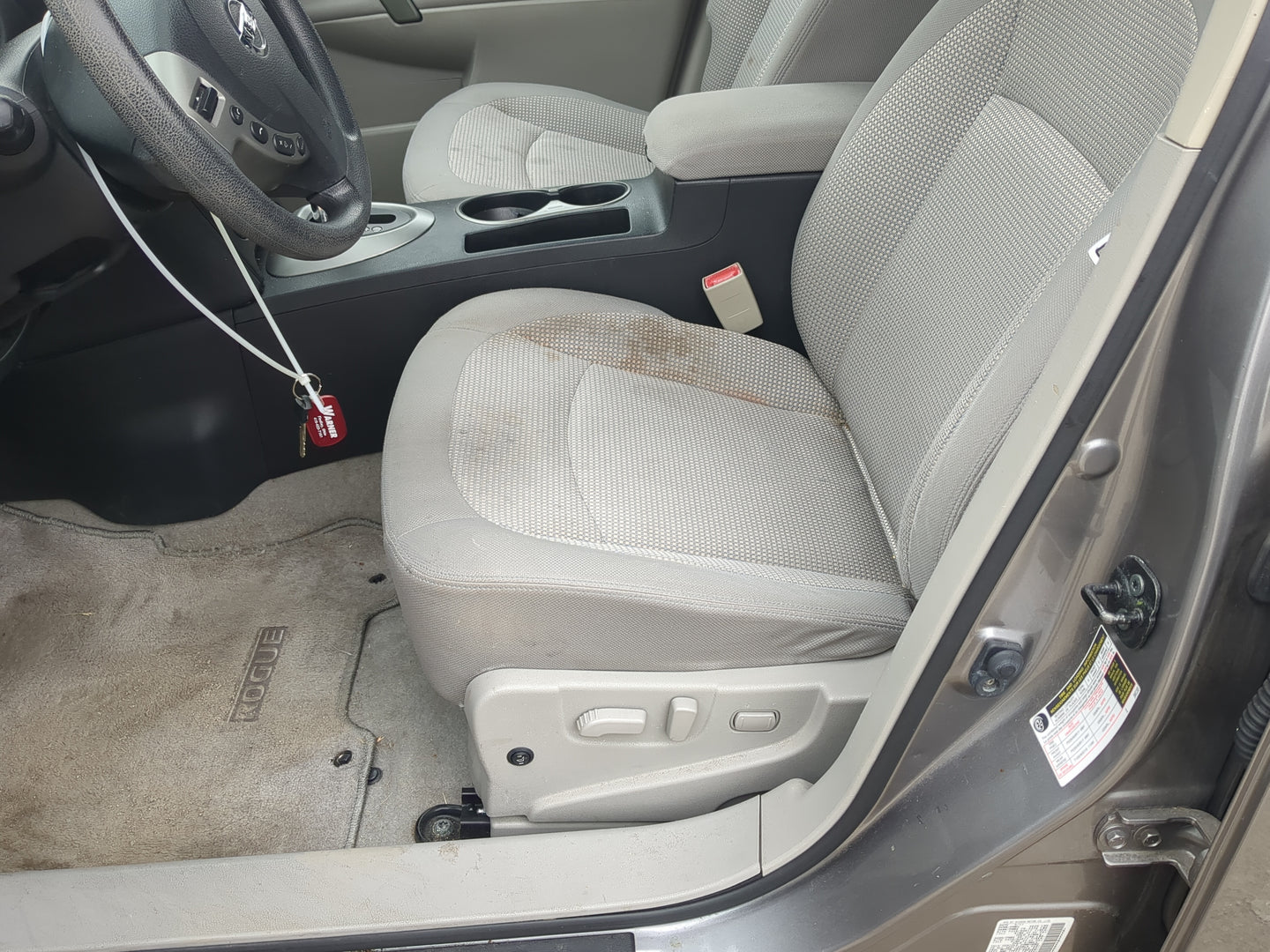2011-2013 Nissan Rogue Driver Front Seat Oem - Oemusedautoparts1.com