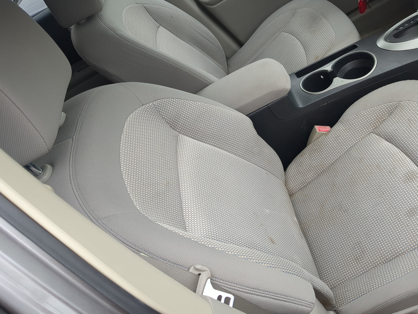 2010-2013 Nissan Rogue Passenger Front Seat Oem - Oemusedautoparts1.com