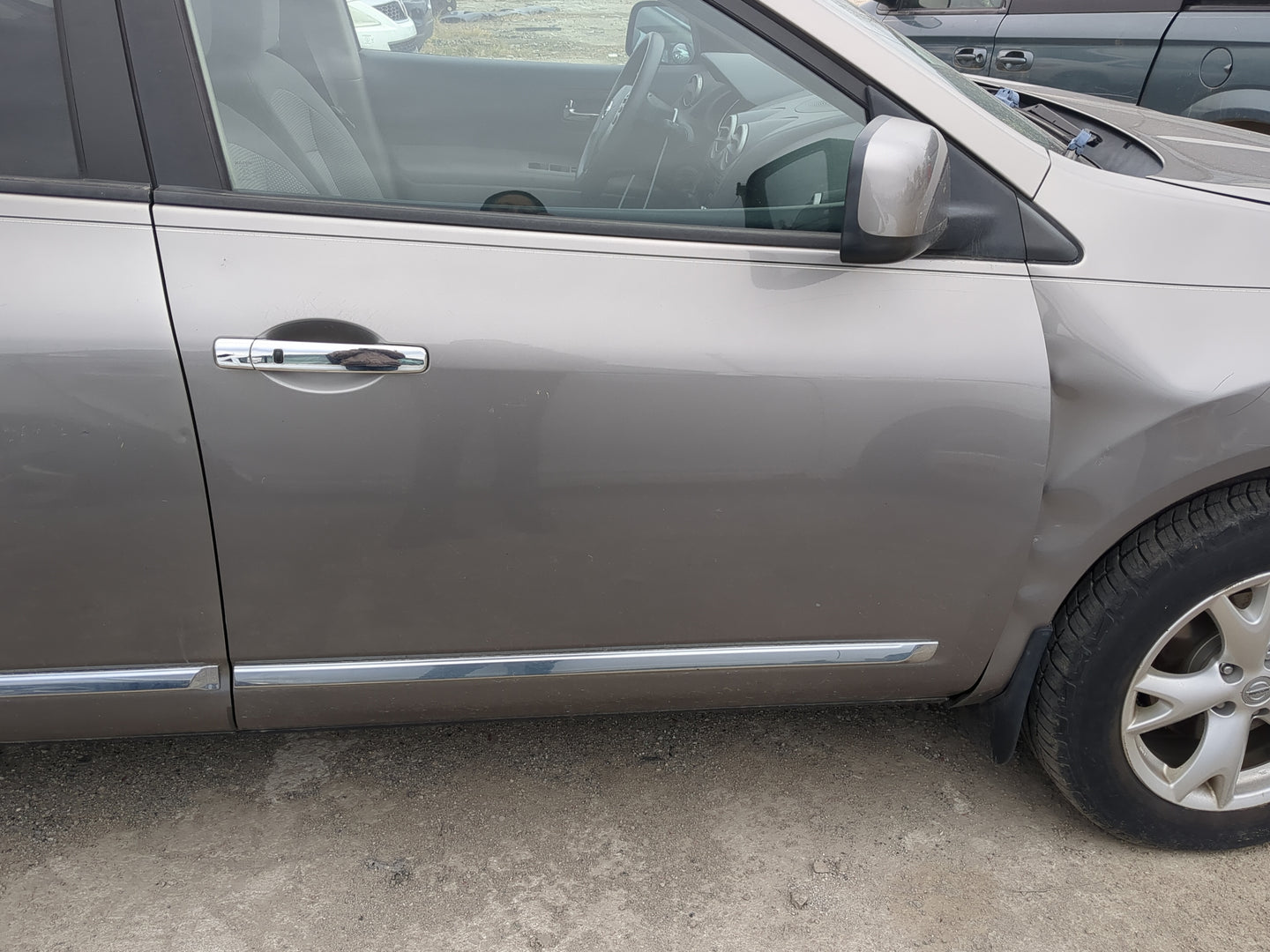 2011-2014 Nissan Rogue Passenger Front Door Oem - Oemusedautoparts1.com