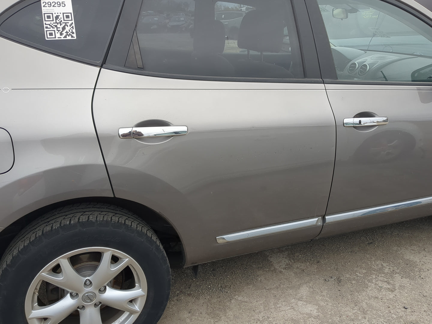 2011-2015 Nissan Rogue Passenger Rear Door Oem - Oemusedautoparts1.com