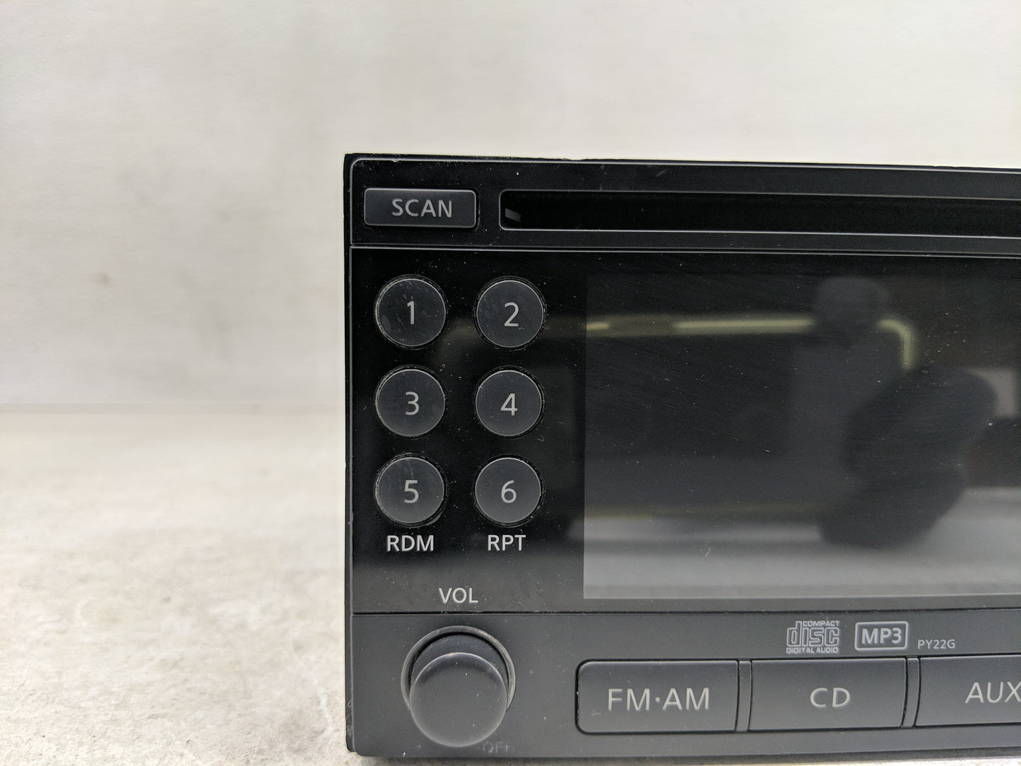 2011-2012 Nissan Rogue Radio AM FM Cd Player Receiver Replacement P/N:281851VK0A Fits Fits 2011 2012 OEM Used Auto Parts - O
