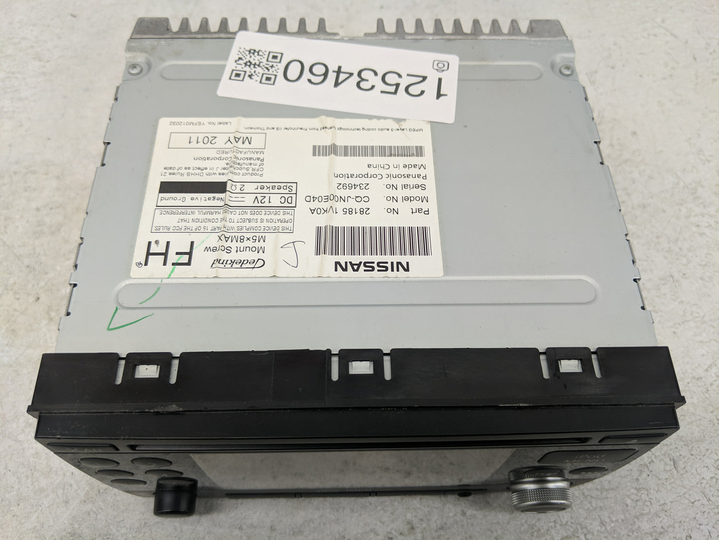 2011-2012 Nissan Rogue Radio AM FM Cd Player Receiver Replacement P/N:281851VK0A Fits Fits 2011 2012 OEM Used Auto Parts - O
