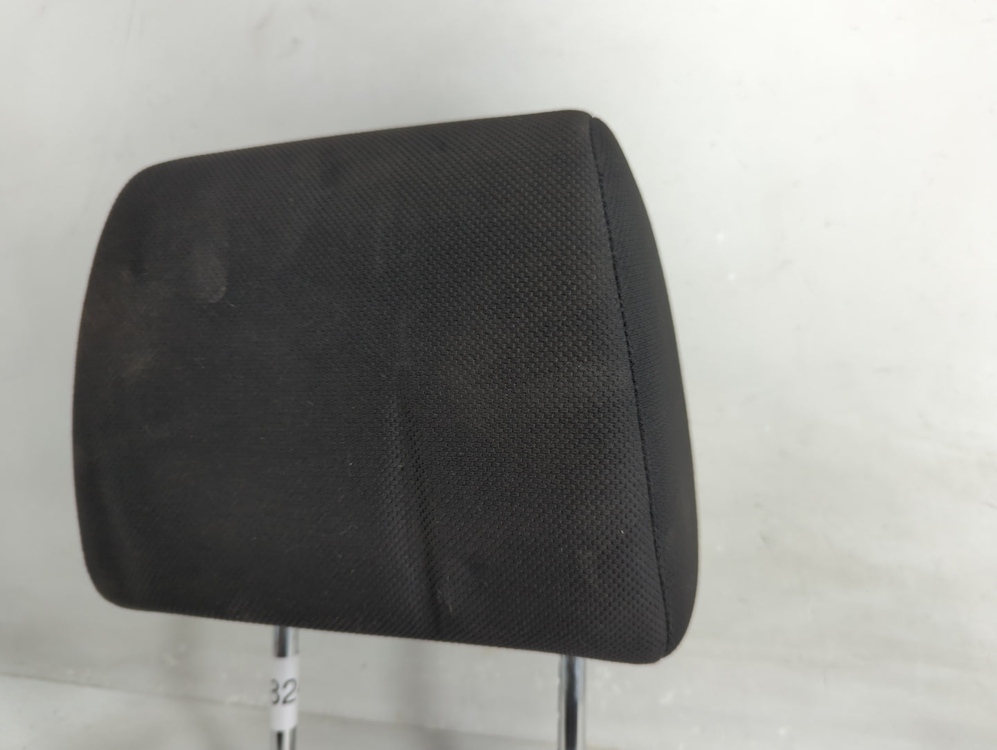 2011 Nissan Rogue Headrest Head Rest Rear Seat Fits OEM Used Auto Parts - Oemusedautoparts1.com
