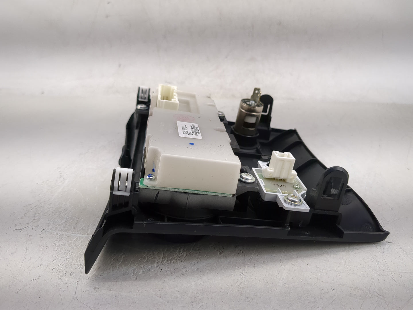 2011-2015 Nissan Rogue Climate Control Module Temperature AC/Heater Replacement P/N:27500 1VL0A Fits Fits 2011 2012 2013 201