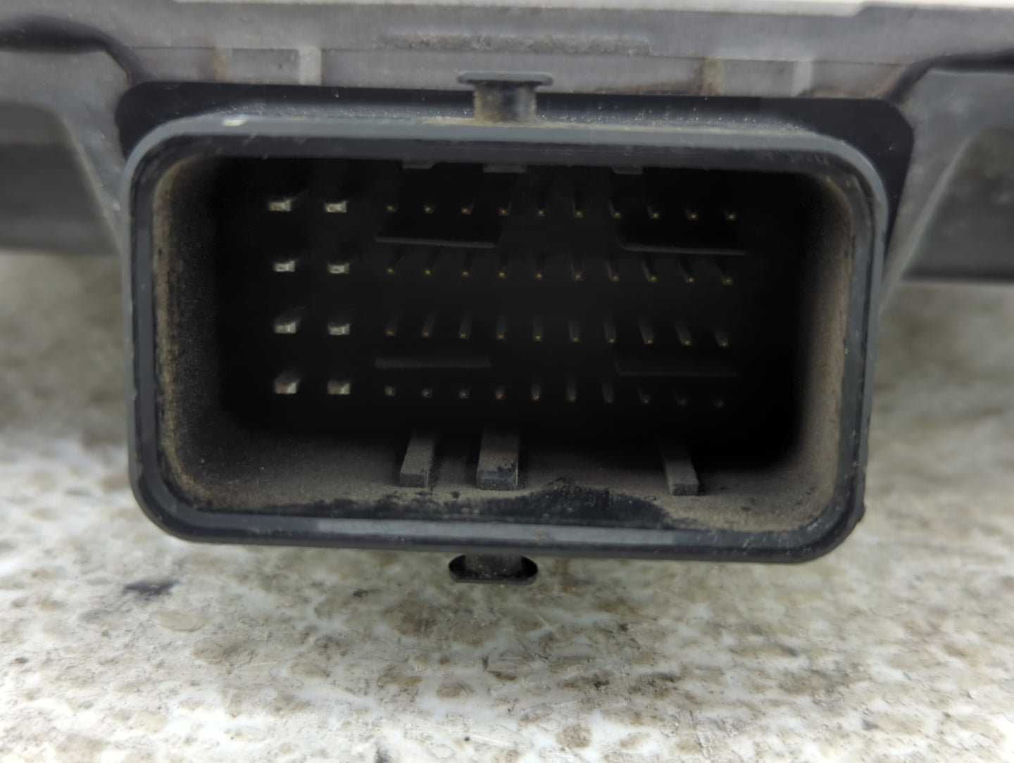 2011 Nissan Rogue PCM Engine Control Computer ECU ECM PCU OEM P/N:310361VK6A Fits OEM Used Auto Parts - Oemusedautoparts1.co