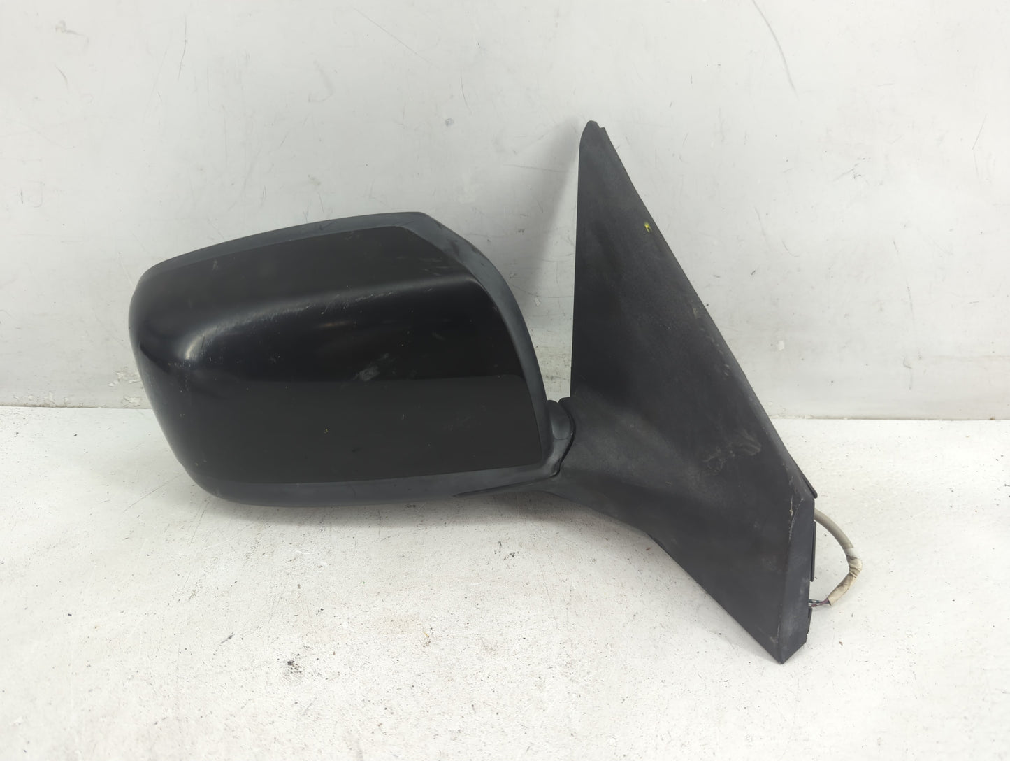 2008-2015 Nissan Rogue Passenger Side View Mirror - Right Door Mirror OEM Used - Oemusedautoparts1.com