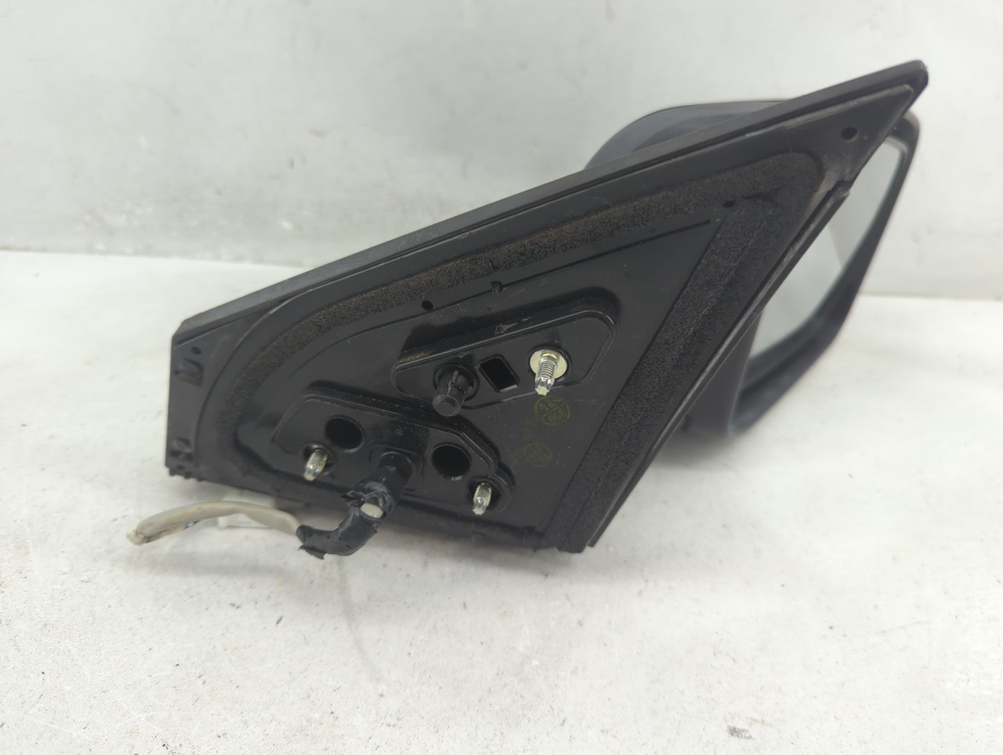2008-2015 Nissan Rogue Passenger Side View Mirror - Right Door Mirror OEM Used - Oemusedautoparts1.com