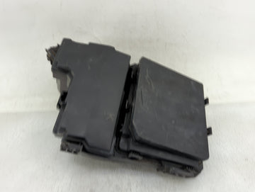 2011 Nissan Rogue Fusebox Fuse Box Panel Relay Module Fits OEM Used Auto Parts - Oemusedautoparts1.com