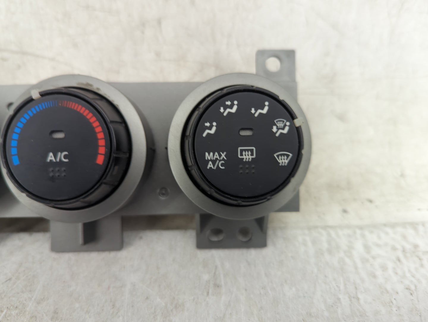 2011-2015 Nissan Rogue Climate Control Module Temperature AC/Heater Replacement P/N:27500 1VL0A Fits Fits 2011 2012 2013 201
