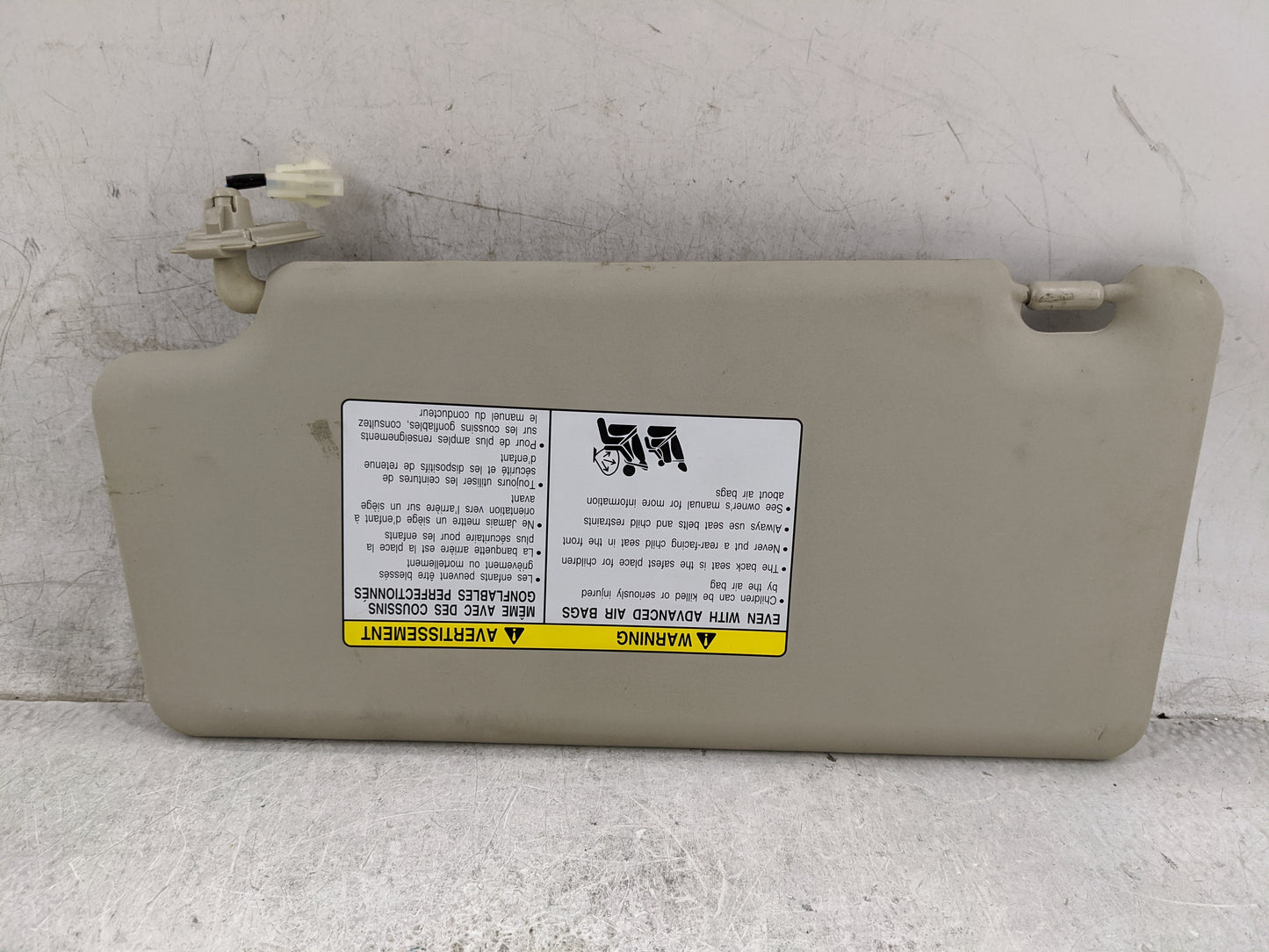 2008-2015 Nissan Rogue Sun Visor Shade Replacement Passenger Right Mirror Fits Fits 2008 2009 2010 2011 2012 2013 2014 2015 