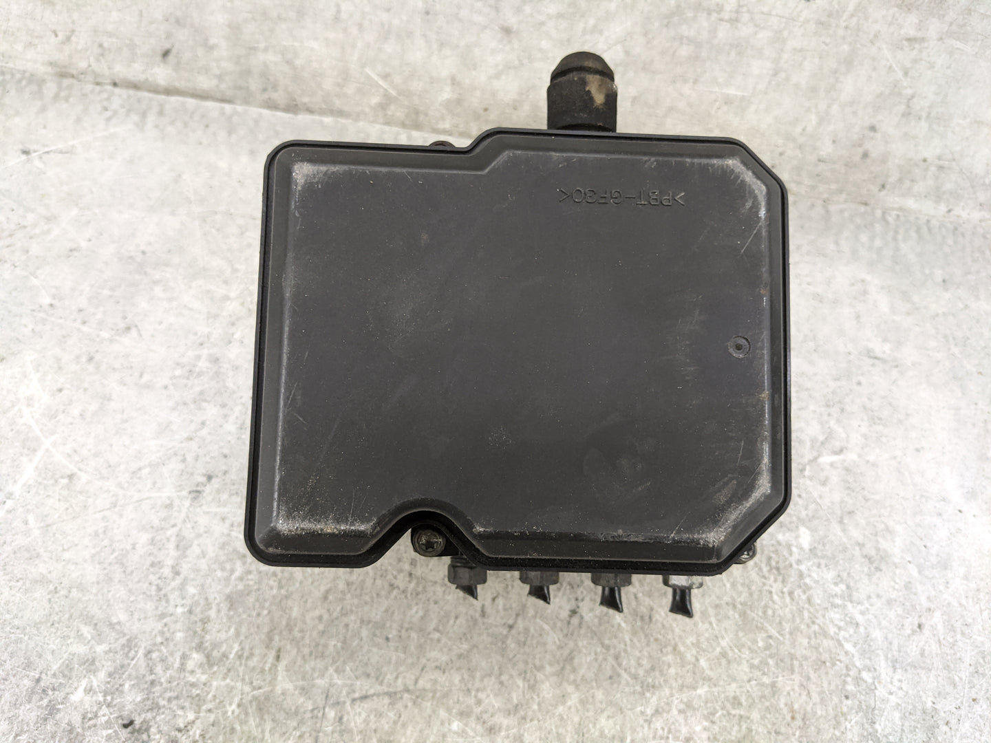 2011 Nissan Rogue ABS Pump Control Module Replacement P/N:TD8405 MAAN09161607 Fits OEM Used Auto Parts - Oemusedautoparts1.c