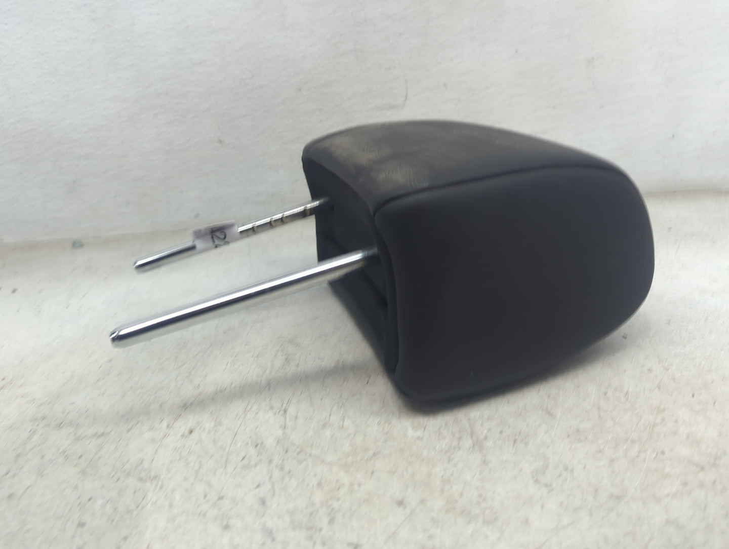 2011 Nissan Rogue Headrest Head Rest Rear Seat Fits OEM Used Auto Parts - Oemusedautoparts1.com