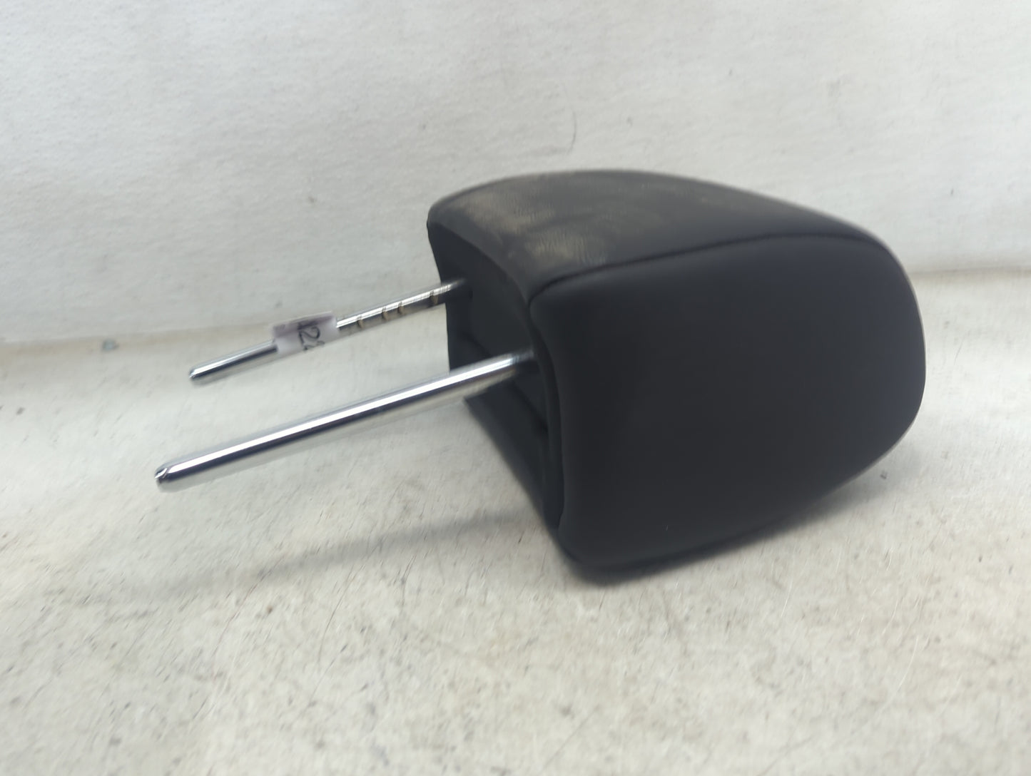 2011 Nissan Rogue Headrest Head Rest Rear Seat Fits OEM Used Auto Parts - Oemusedautoparts1.com