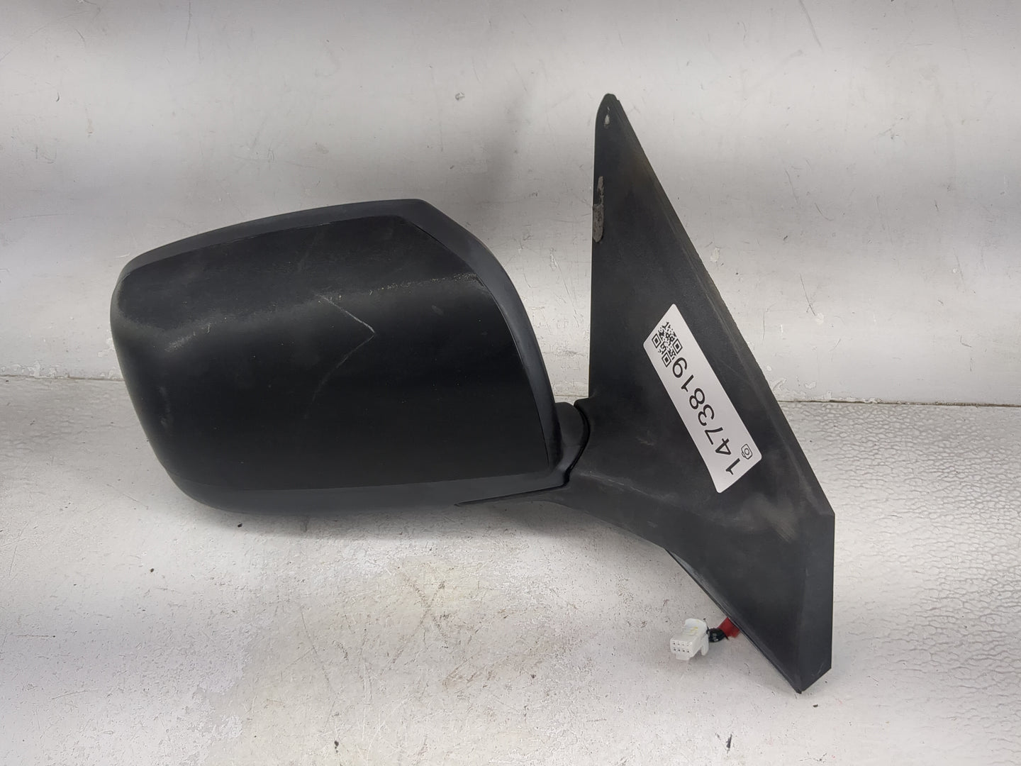 2008-2015 Nissan Rogue Passenger Side View Mirror - Right Door Mirror OEM Used - Oemusedautoparts1.com