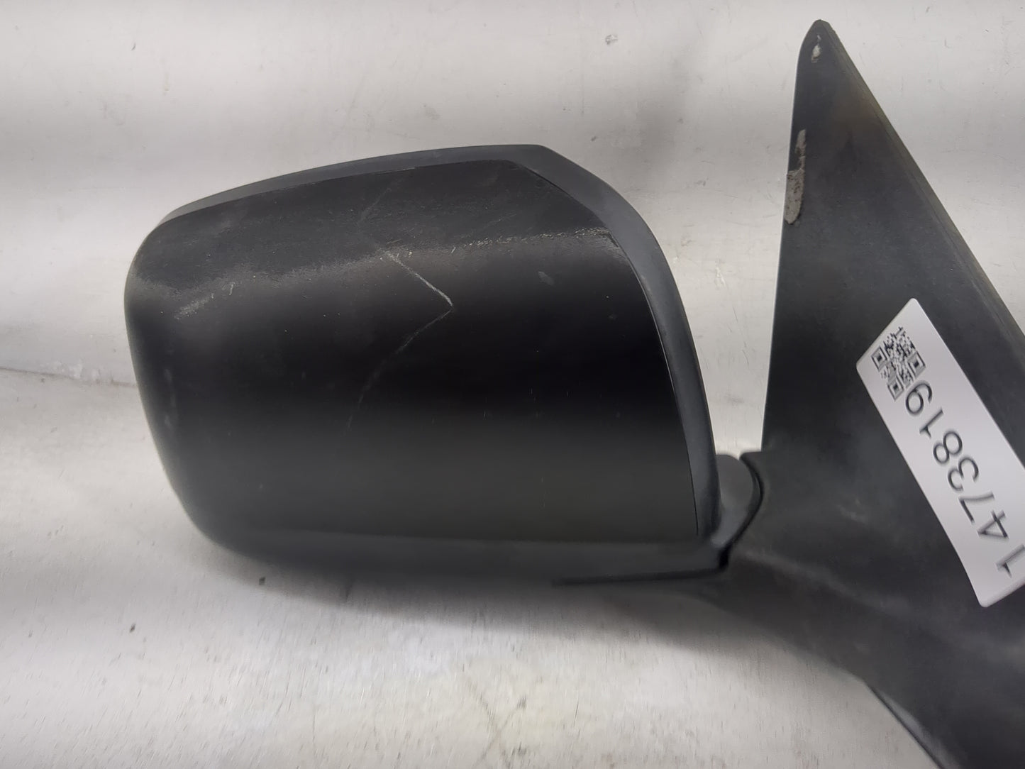 2008-2015 Nissan Rogue Passenger Side View Mirror - Right Door Mirror OEM Used - Oemusedautoparts1.com