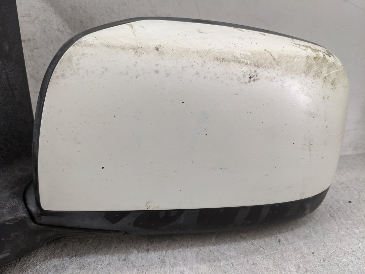 2008-2015 Nissan Rogue Driver Side View Mirror - Left Door Mirror OEM Used - Oemusedautoparts1.com