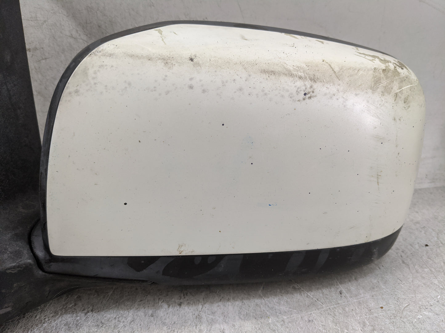 2008-2015 Nissan Rogue Driver Side View Mirror - Left Door Mirror OEM Used - Oemusedautoparts1.com