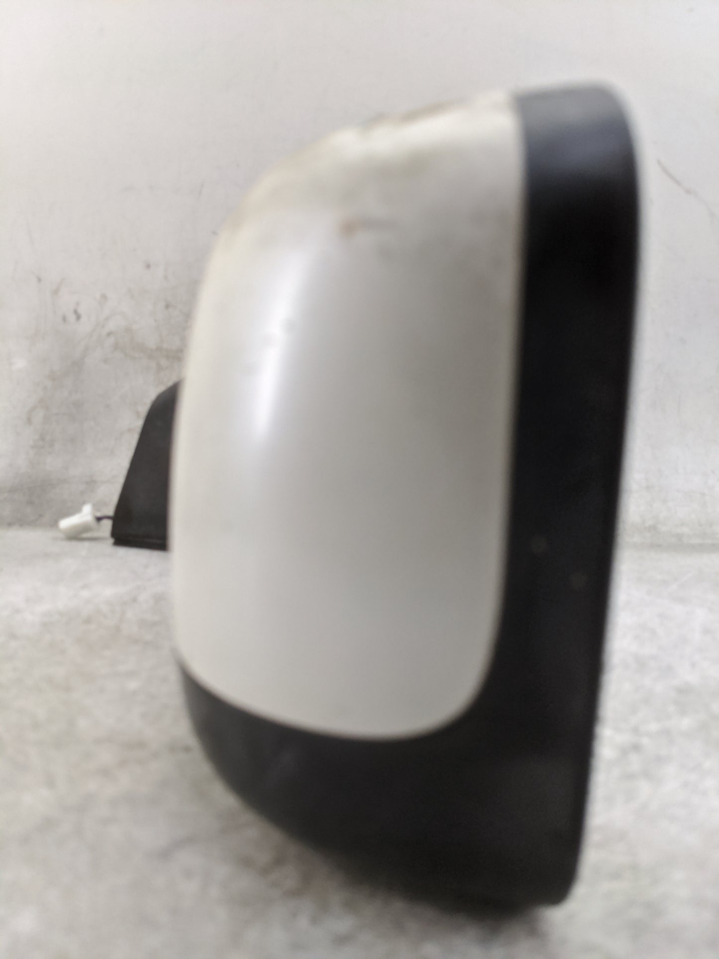 2008-2015 Nissan Rogue Driver Side View Mirror - Left Door Mirror OEM Used - Oemusedautoparts1.com