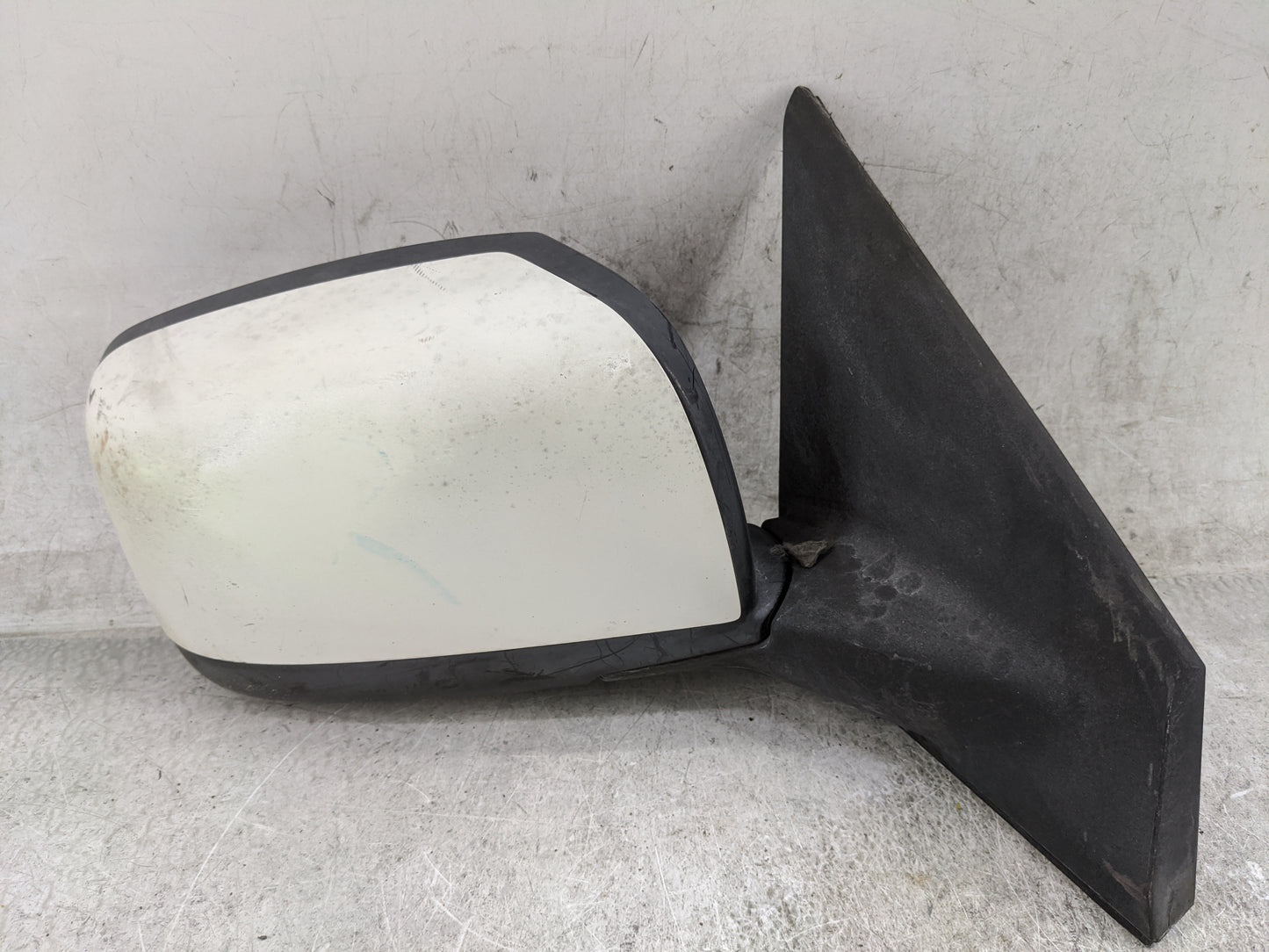 2008-2015 Nissan Rogue Passenger Side View Mirror - Right Door Mirror OEM Used - Oemusedautoparts1.com