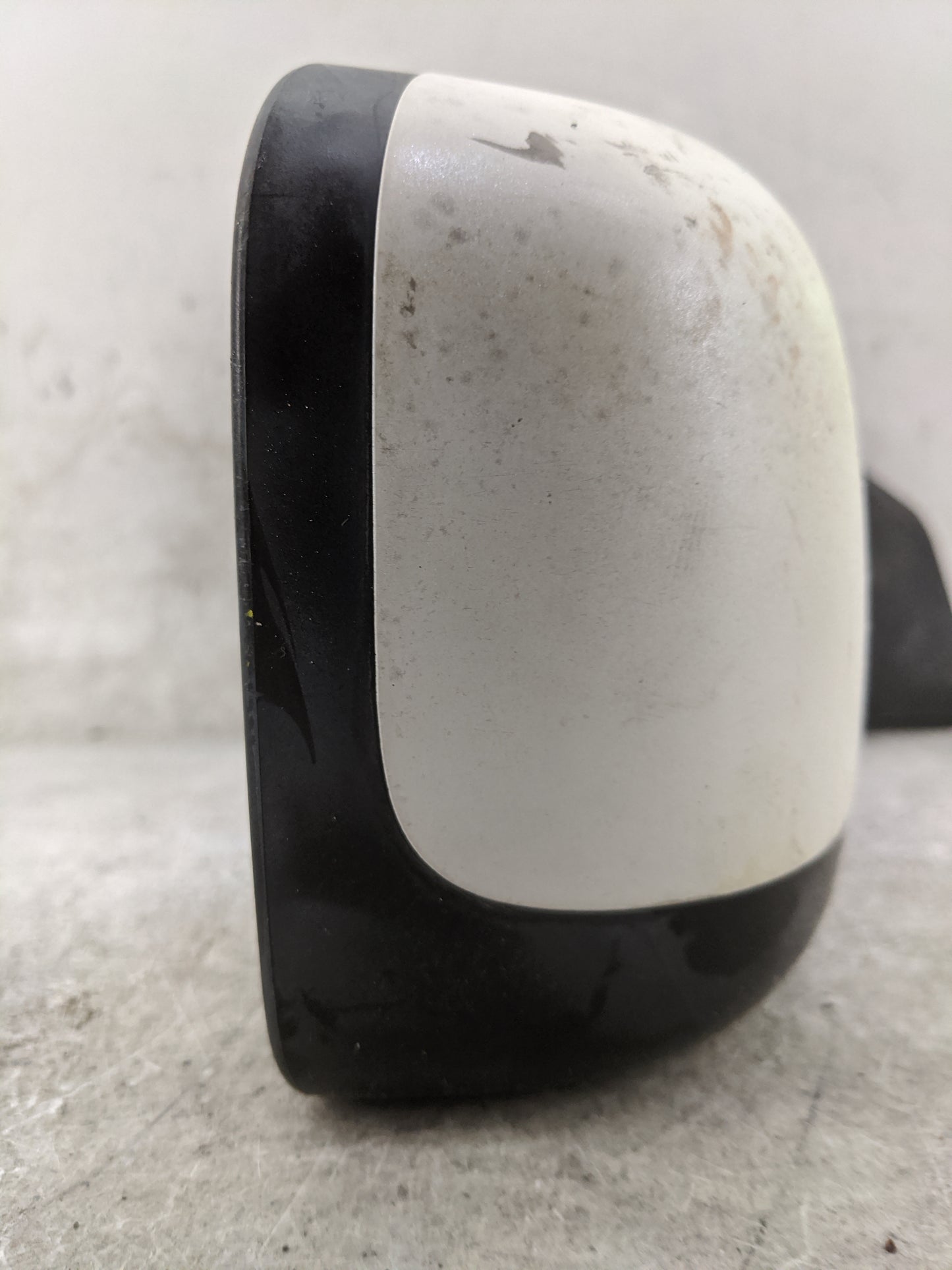 2008-2015 Nissan Rogue Passenger Side View Mirror - Right Door Mirror OEM Used - Oemusedautoparts1.com