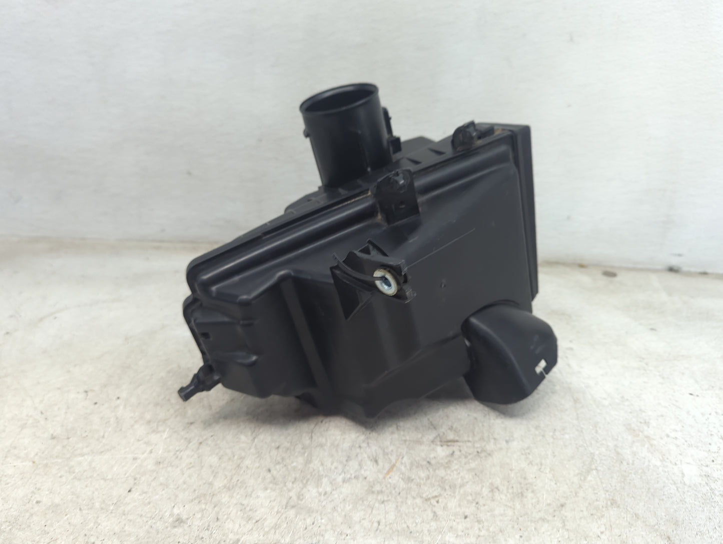 2011 Nissan Rogue Air Cleaner Intake-duct Hose Tube 1481351 - Oemusedautoparts1.com