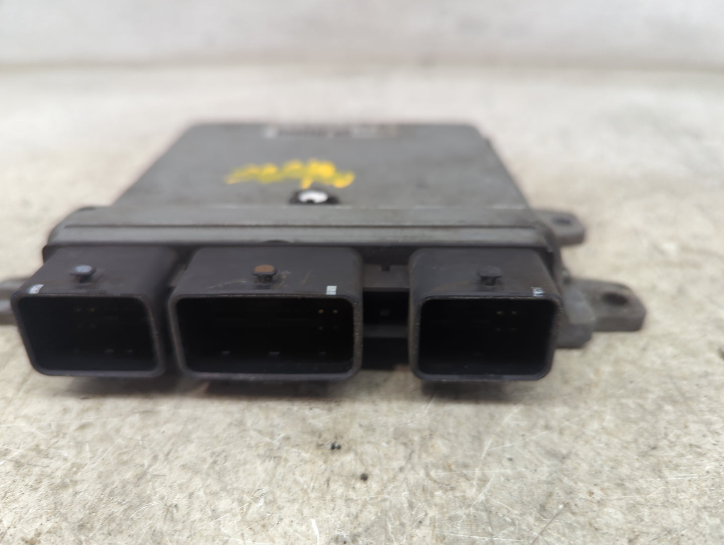 2011 Nissan Rogue PCM Engine Control Computer ECU ECM PCU OEM P/N:MEC112-061 A1 Fits OEM Used Auto Parts - Oemusedautoparts1