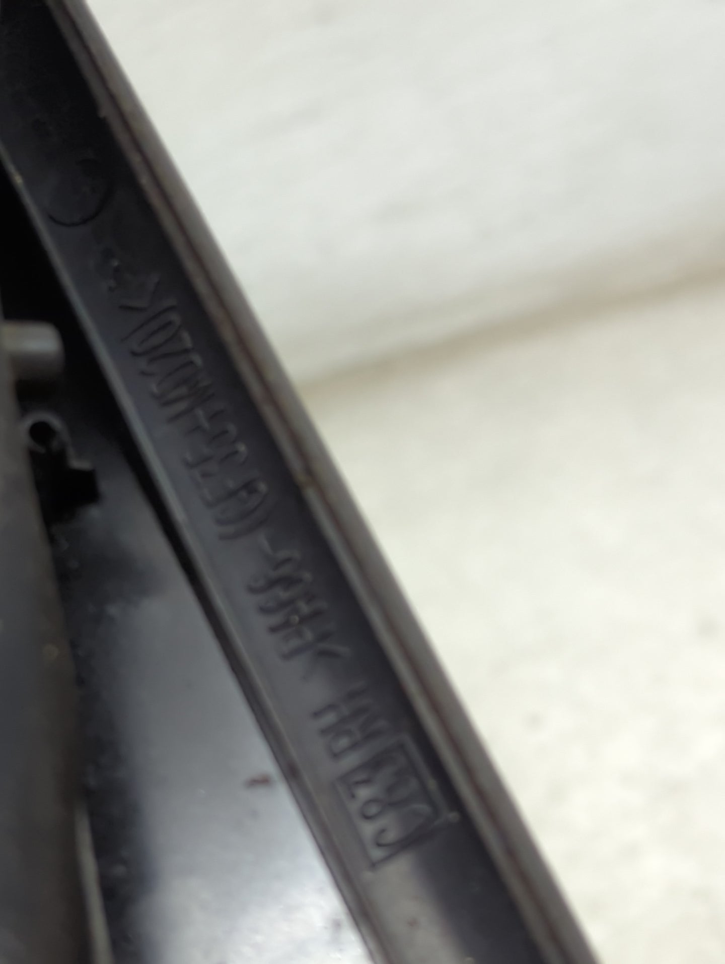 2008-2015 Nissan Rogue Passenger Side View Mirror - Right Door Mirror OEM Used - Oemusedautoparts1.com