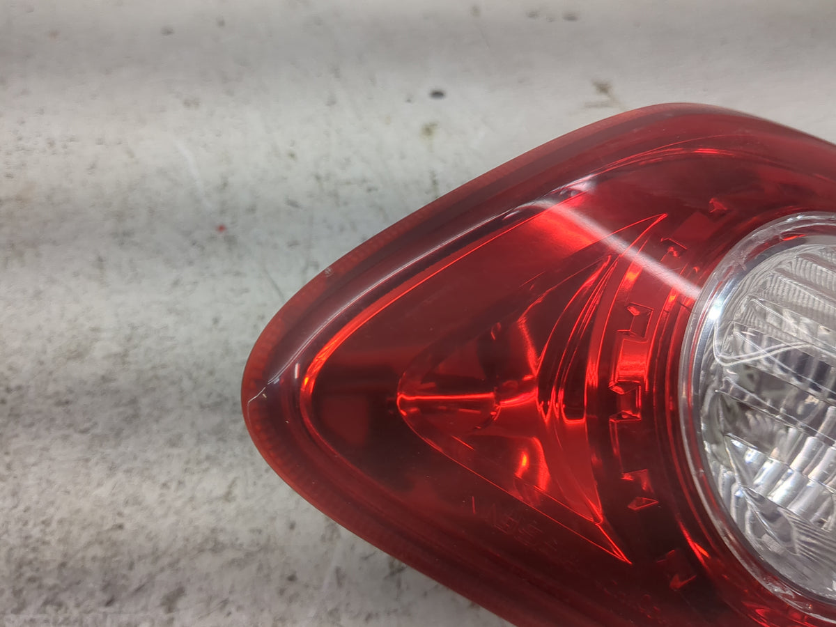 2009-2015 Nissan Rogue Passenger Right Side Deck Lid Mounted Tail Light 1501827 - Oemusedautoparts1.com