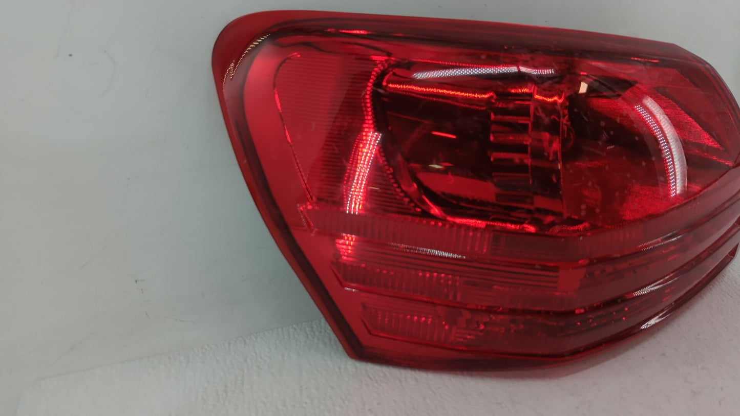 2008-2015 Nissan Rogue Tail Light Assembly Driver Left OEM Fits Fits 2008 2009 2010 2011 2012 2013 2014 2015 OEM Used Auto P