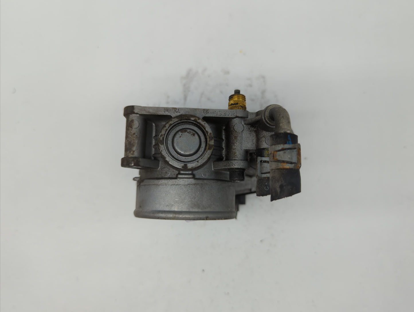 2011-2015 Nissan Rogue Throttle Body P/N:526-01 RME60-15 Fits Fits 2011 2012 2013 2014 2015 OEM Used Auto Parts - Oemusedaut