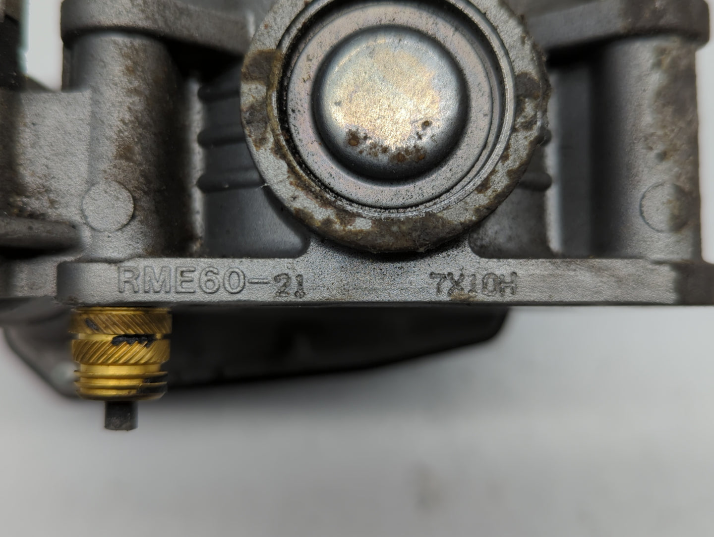 2011-2015 Nissan Rogue Throttle Body P/N:526-01 RME60-15 Fits Fits 2011 2012 2013 2014 2015 OEM Used Auto Parts - Oemusedaut