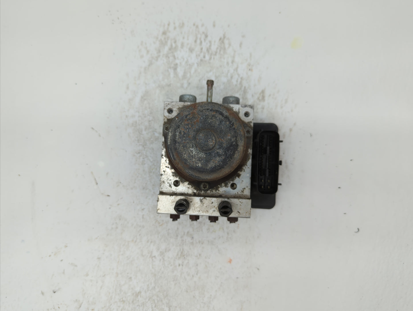 2011 Nissan Rogue ABS Pump Control Module Replacement P/N:47660 JM13A Fits OEM Used Auto Parts - Oemusedautoparts1.com
