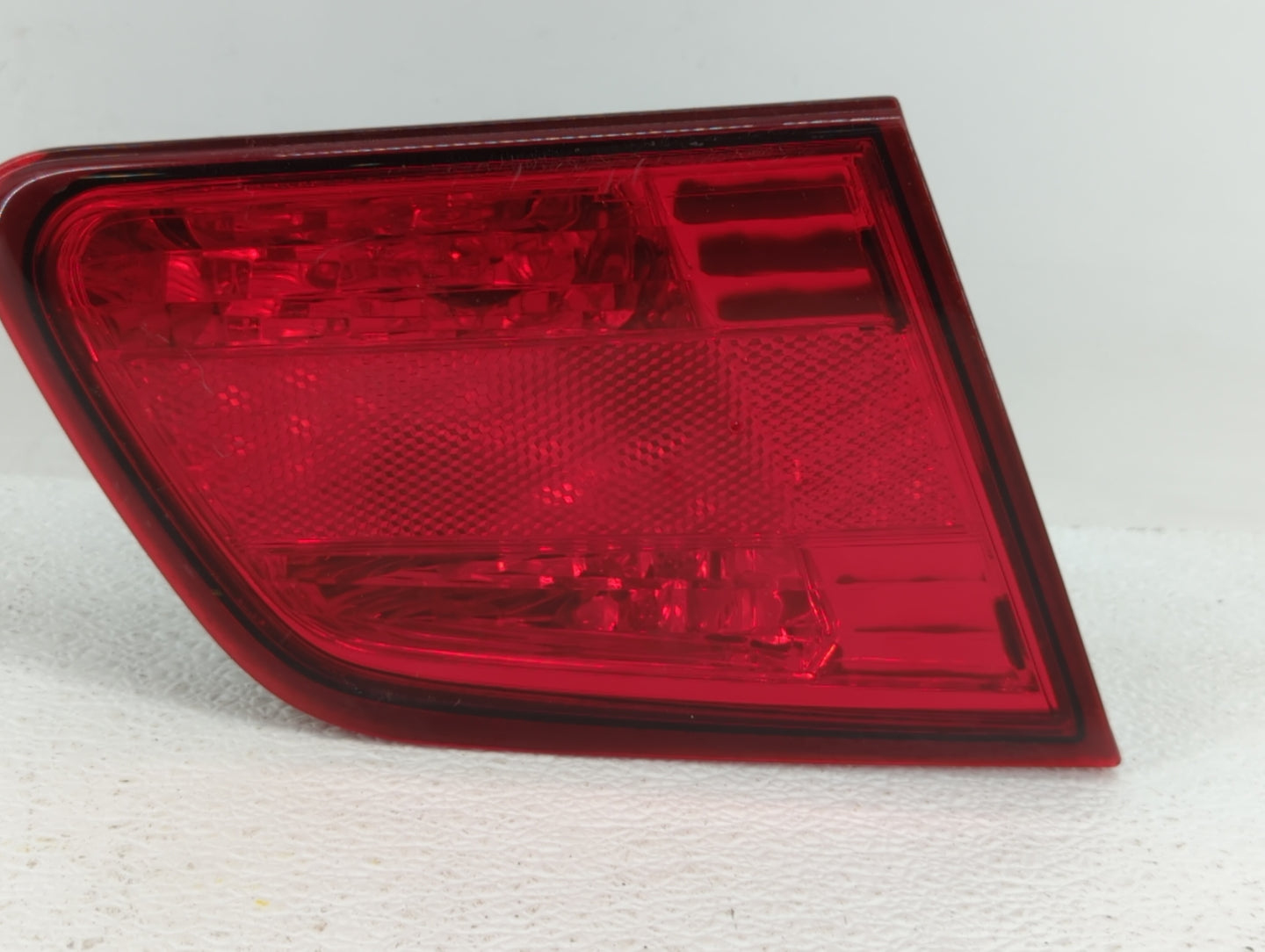 2008-2015 Nissan Rogue Tail Light Assembly Driver Left OEM P/N:2PA 946 099 C83 Fits Fits 2008 2009 2010 2011 2012 2013 2014 