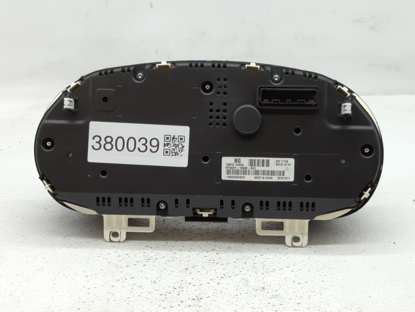 2011-2012 Nissan Rogue Instrument Cluster Speedometer Gauges P/N:24810 1VX0A 24810-1VX5A, 24810 1VK0A Fits Fits 2011 2012 OE