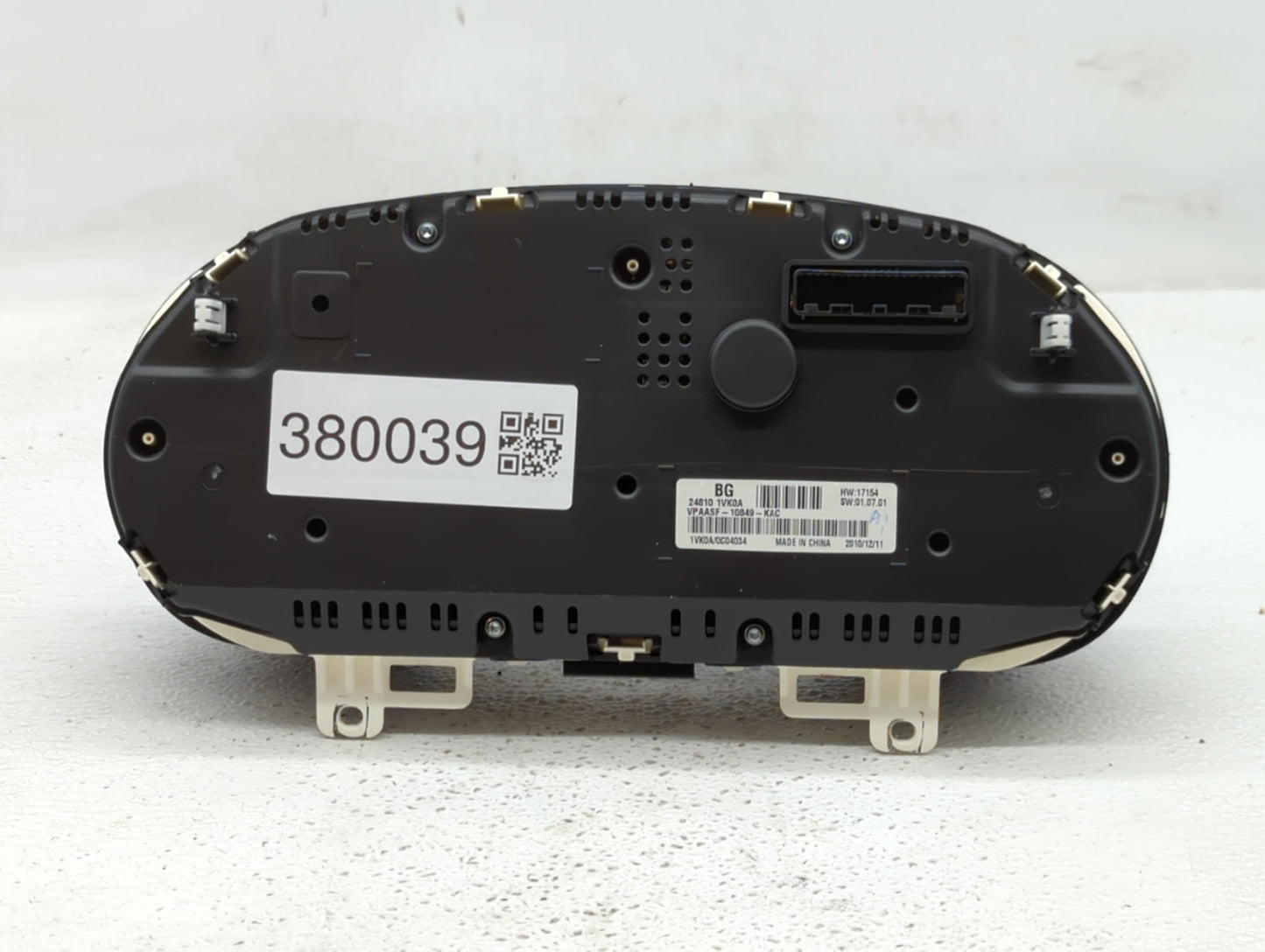 2011-2012 Nissan Rogue Instrument Cluster Speedometer Gauges P/N:24810 1VX0A 24810-1VX5A, 24810 1VK0A Fits Fits 2011 2012 OE