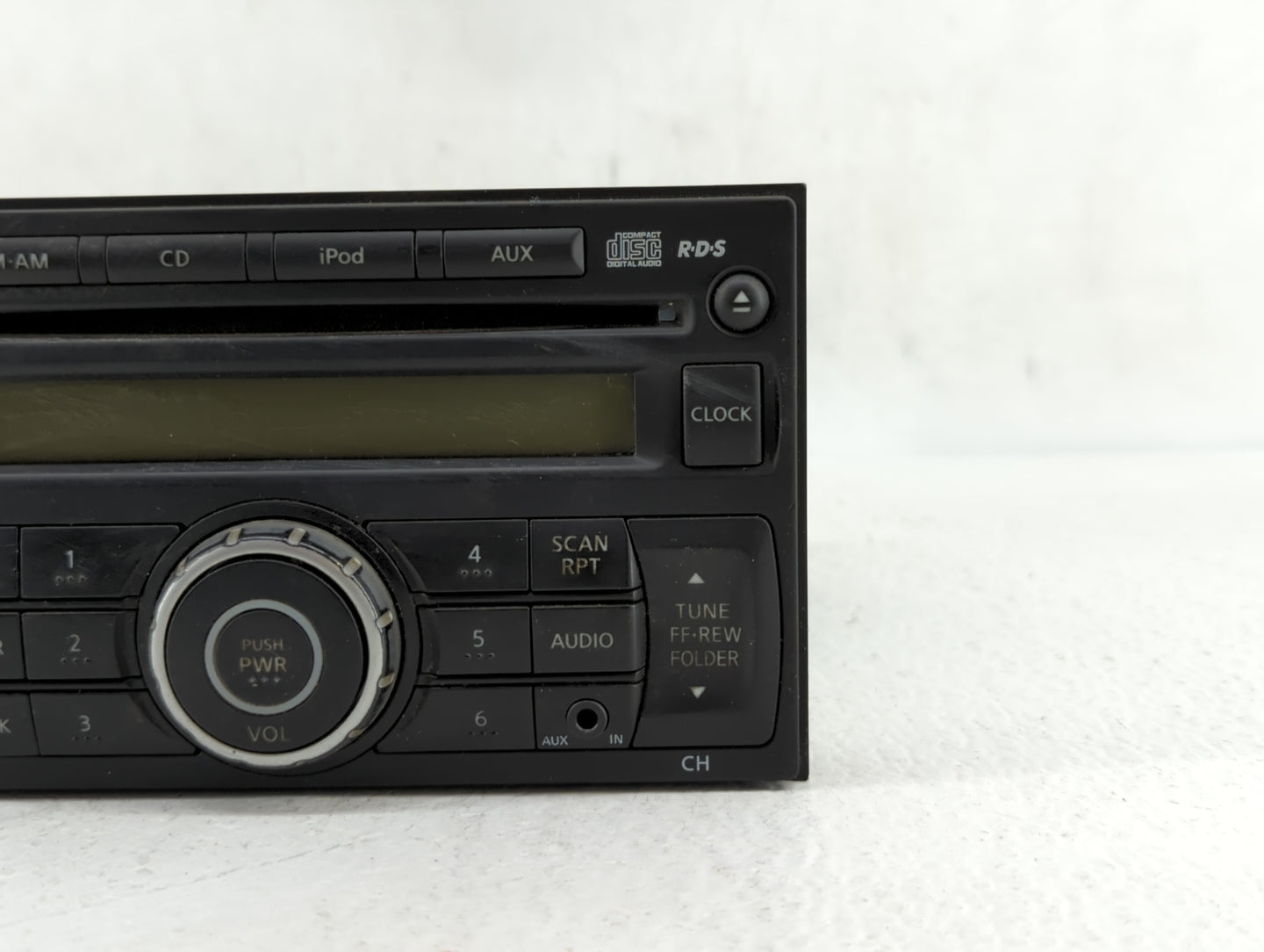 2011-2015 Nissan Rogue Am Fm Cd Player Radio Receiver - Oemusedautoparts1.com