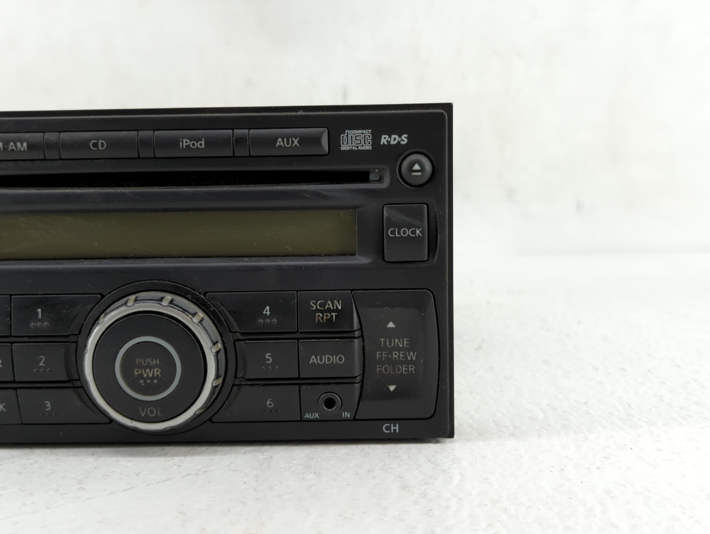 2011-2015 Nissan Rogue Am Fm Cd Player Radio Receiver - Oemusedautoparts1.com