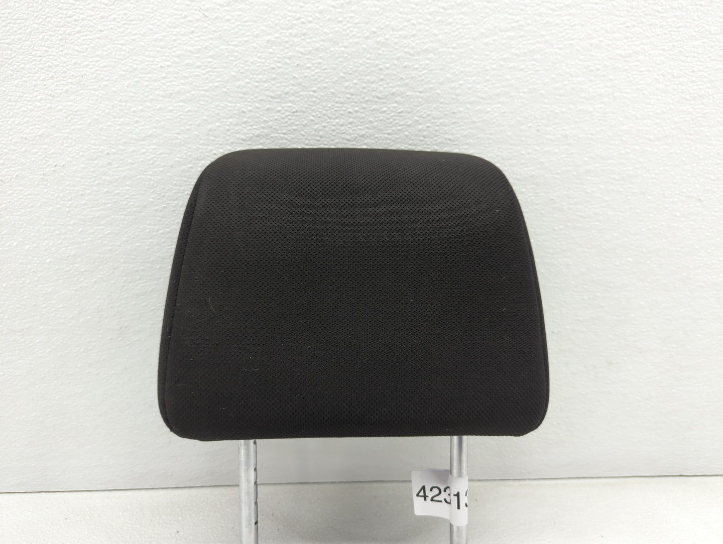 2011 Nissan Rogue Headrest Head Rest Front Driver Passenger Seat Black - Oemusedautoparts1.com