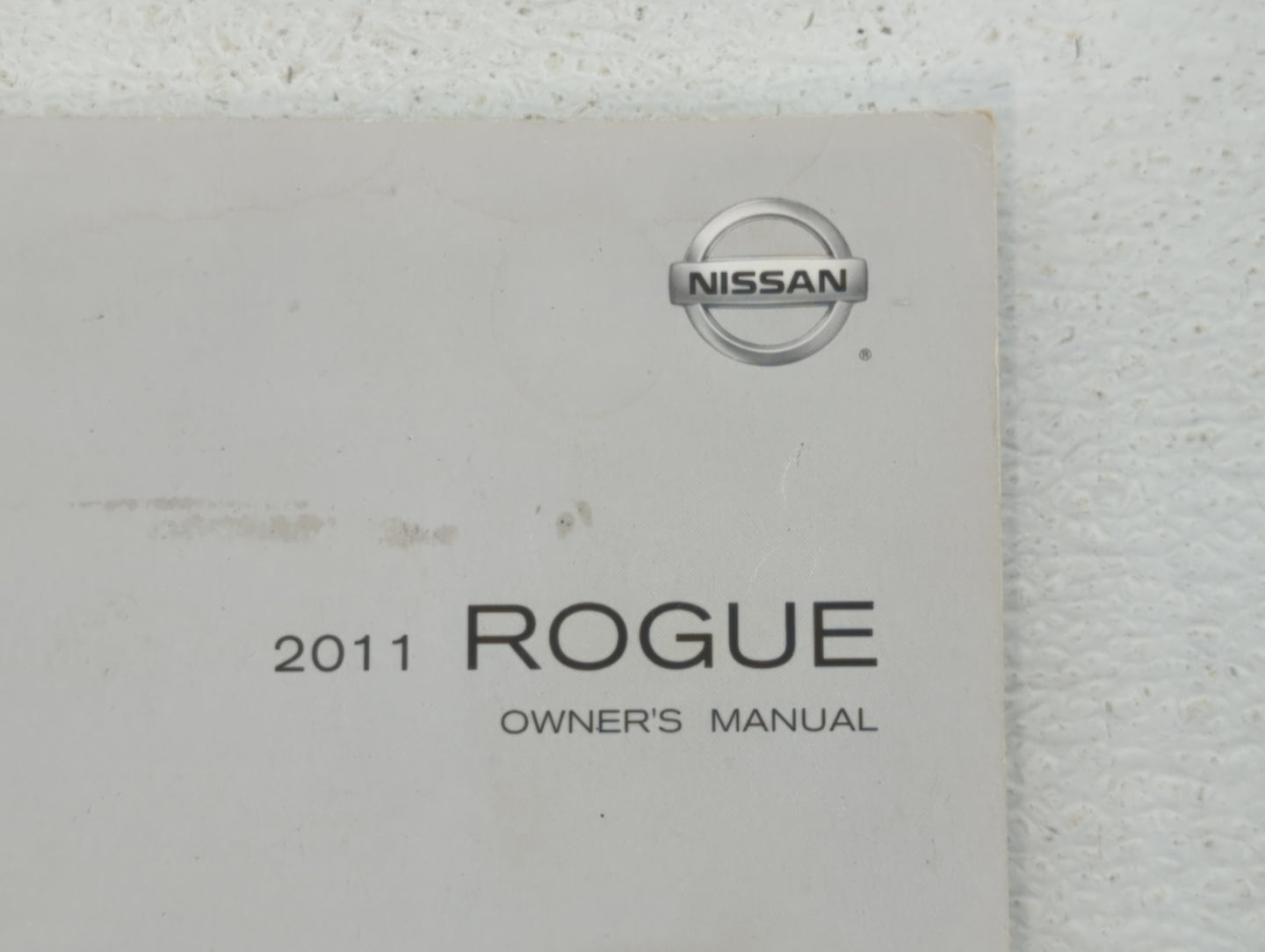 2011 Nissan Rogue Owners Manual Book Guide OEM Used Auto Parts - Oemusedautoparts1.com