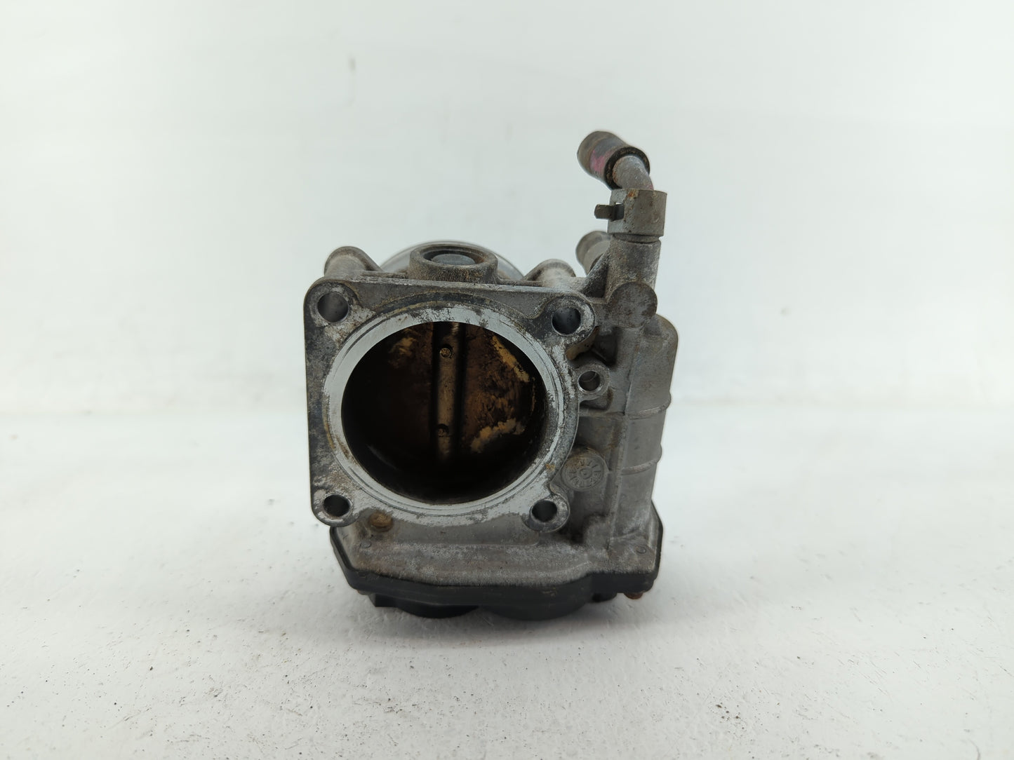 2011-2015 Nissan Rogue Throttle Body P/N:RME60-15 Fits Fits 2011 2012 2013 2014 2015 OEM Used Auto Parts - Oemusedautoparts1