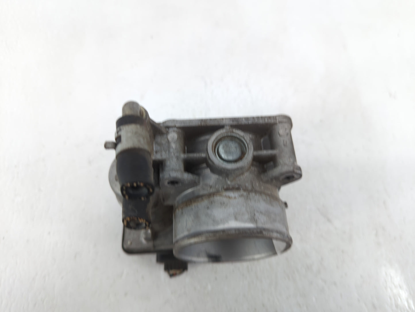 2011-2015 Nissan Rogue Throttle Body P/N:RME60-15 Fits Fits 2011 2012 2013 2014 2015 OEM Used Auto Parts - Oemusedautoparts1