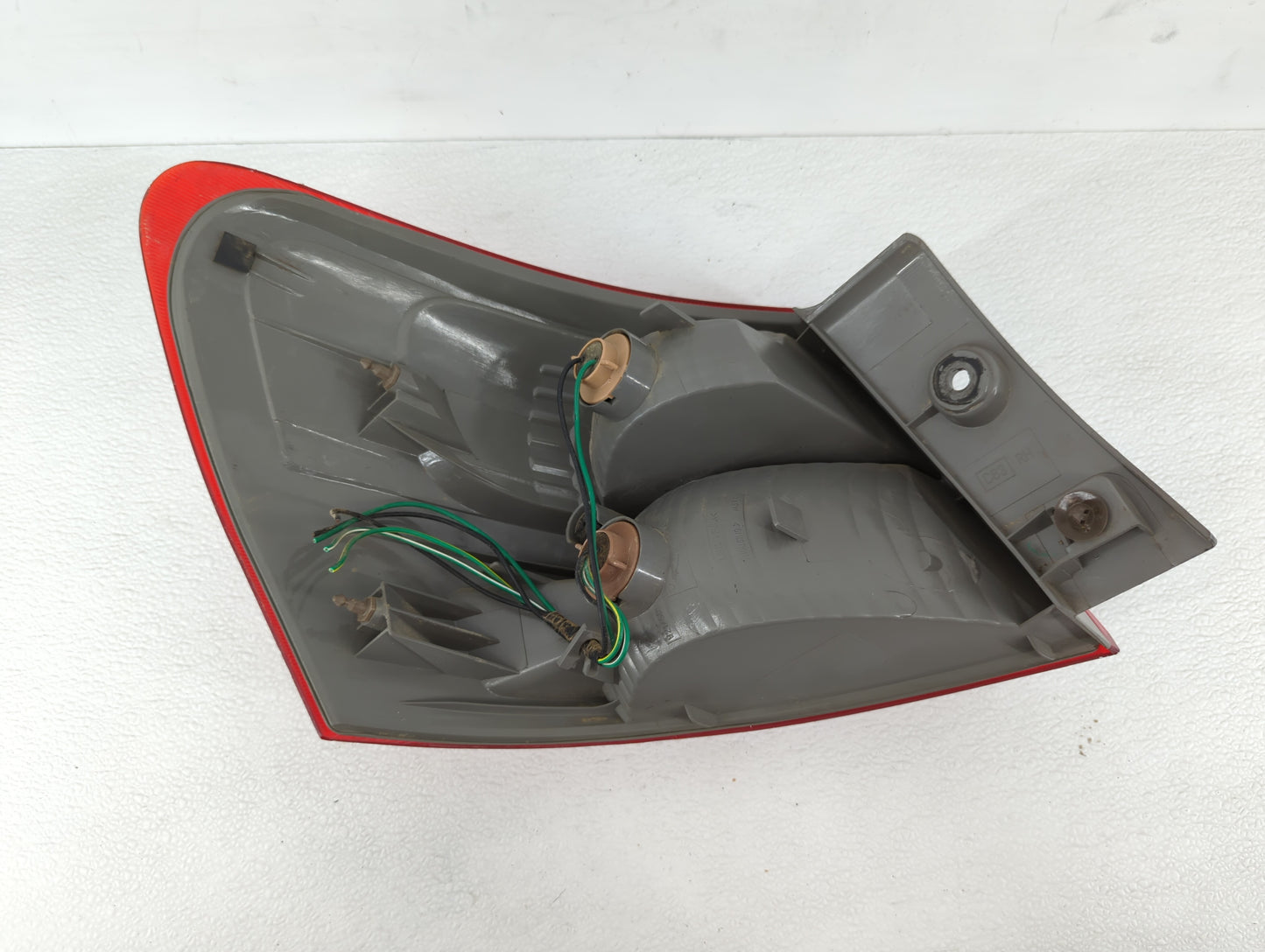 2008-2015 Nissan Rogue Tail Light Assembly Passenger Right OEM Fits Fits 2008 2009 2010 2011 2012 2013 2014 2015 OEM Used Au