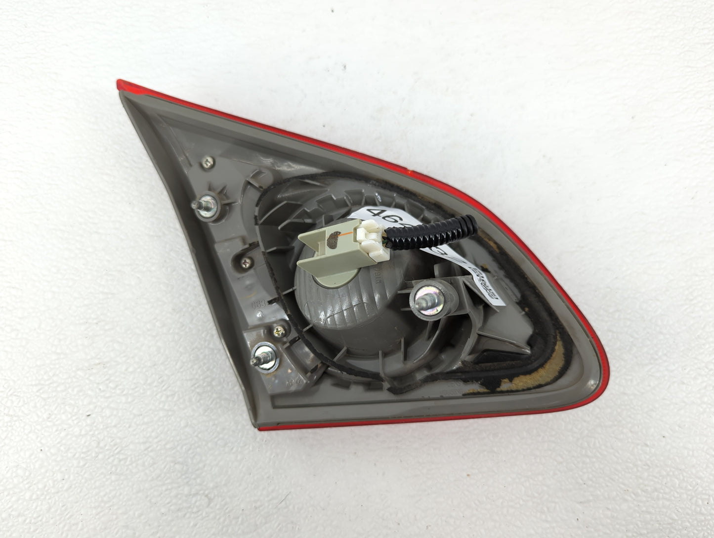2009-2015 Nissan Rogue Tail Light Assembly Passenger Right OEM Fits Fits 2009 2010 2011 2012 2013 2014 2015 OEM Used Auto Pa