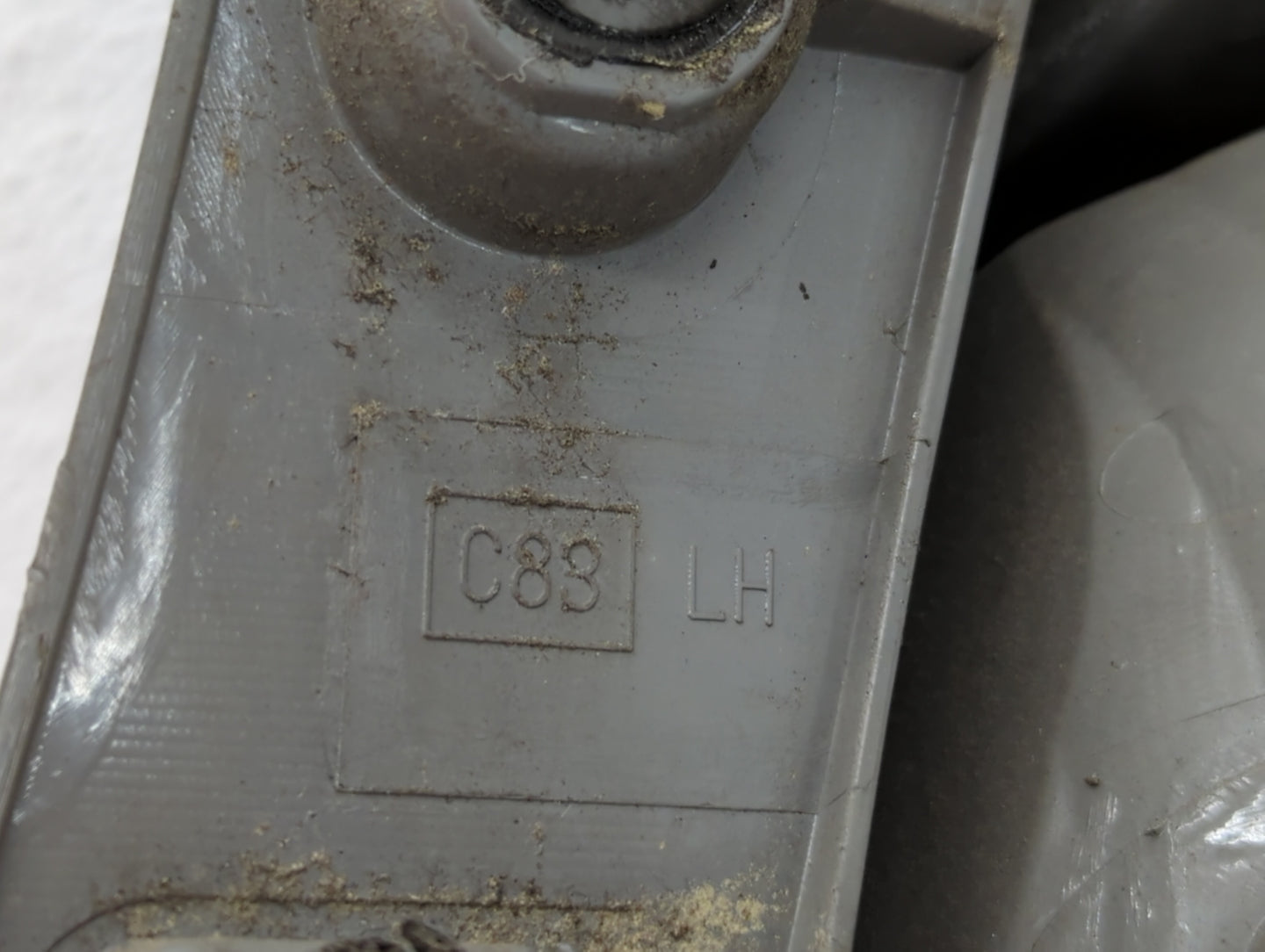 2008-2015 Nissan Rogue Tail Light Assembly Driver Left OEM Fits Fits 2008 2009 2010 2011 2012 2013 2014 2015 OEM Used Auto P